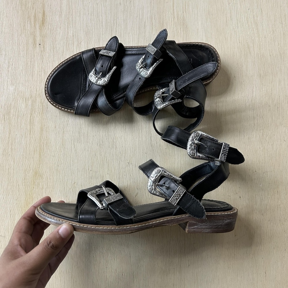 Coconuts By Matisse Sandals Womens Size 7.5 Black Leather Strappy Buckle